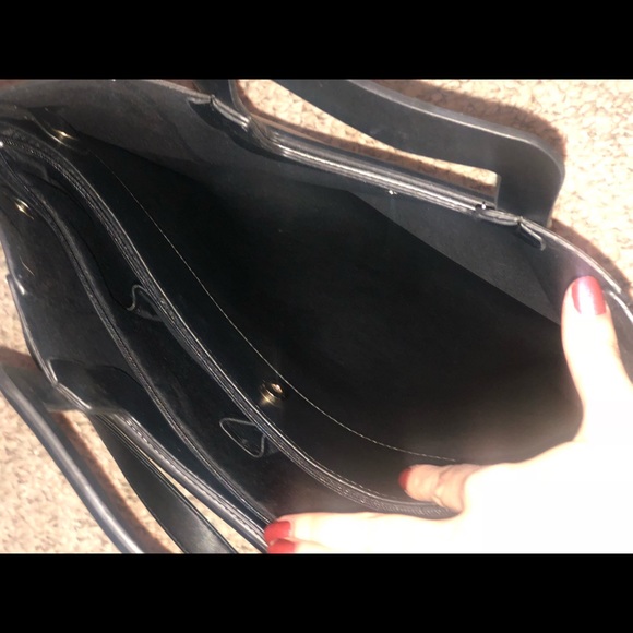 Handbag - Picture 3 of 4